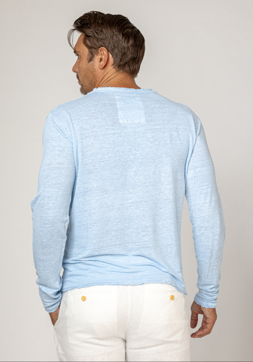 Jersey Linen Fitted Long Sleeve V-Neck T-Shirt in light blue 3