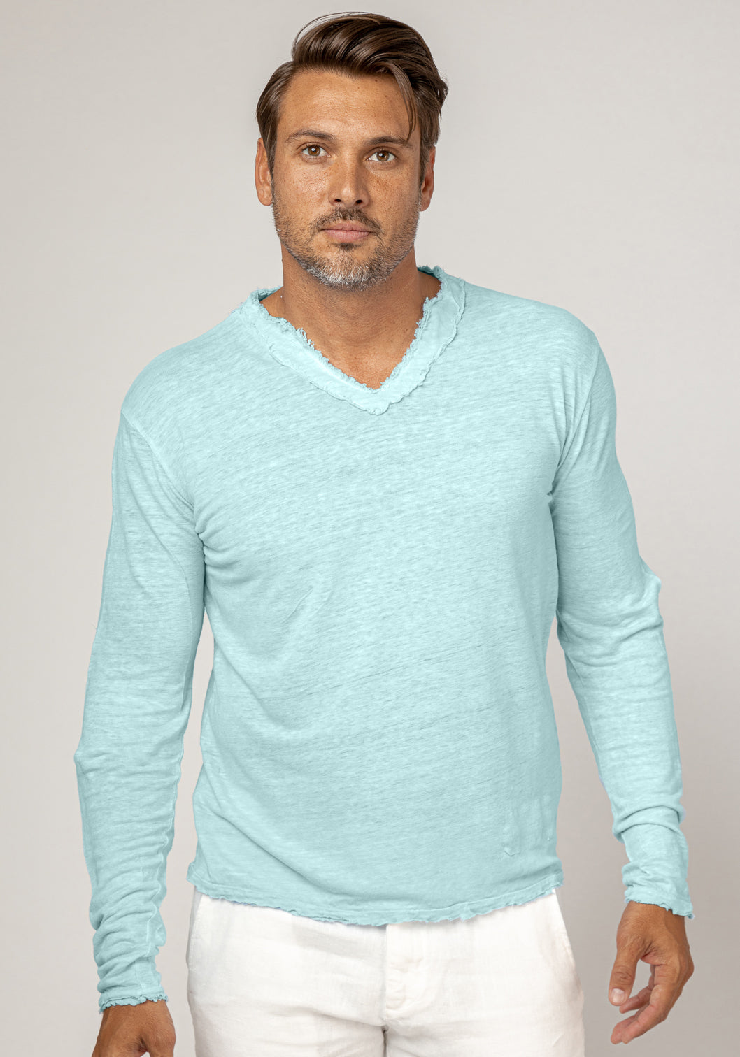 Jersey Linen Fitted Long Sleeve V-Neck T-Shirt in aqua